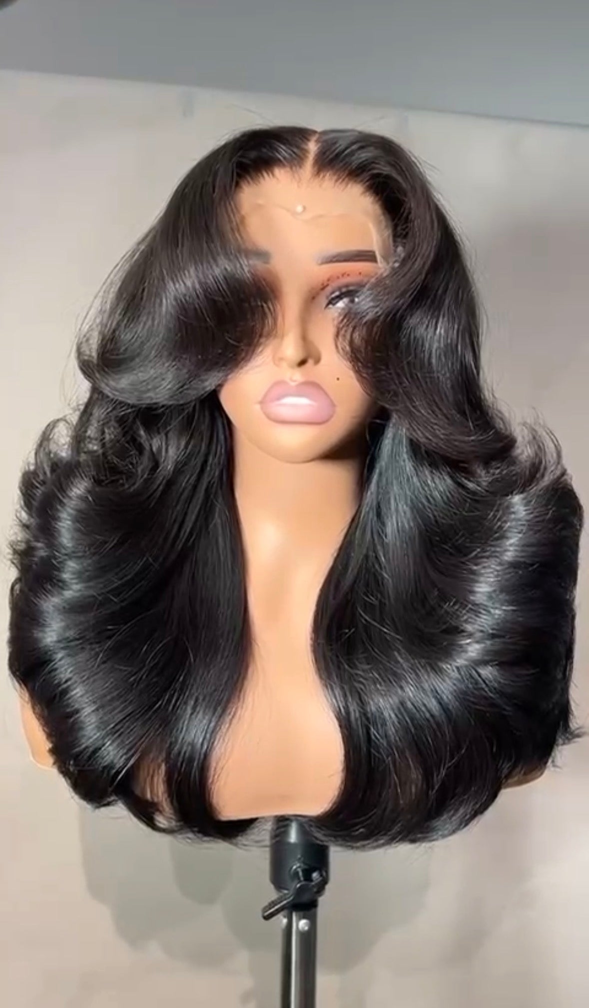 Layla – Custom Glueless Unit